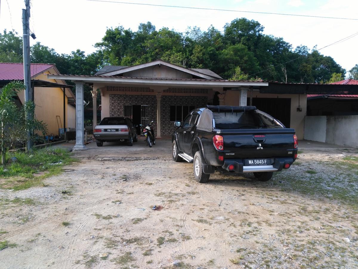 Homestay Jertih Besut Terengganu Exterior foto