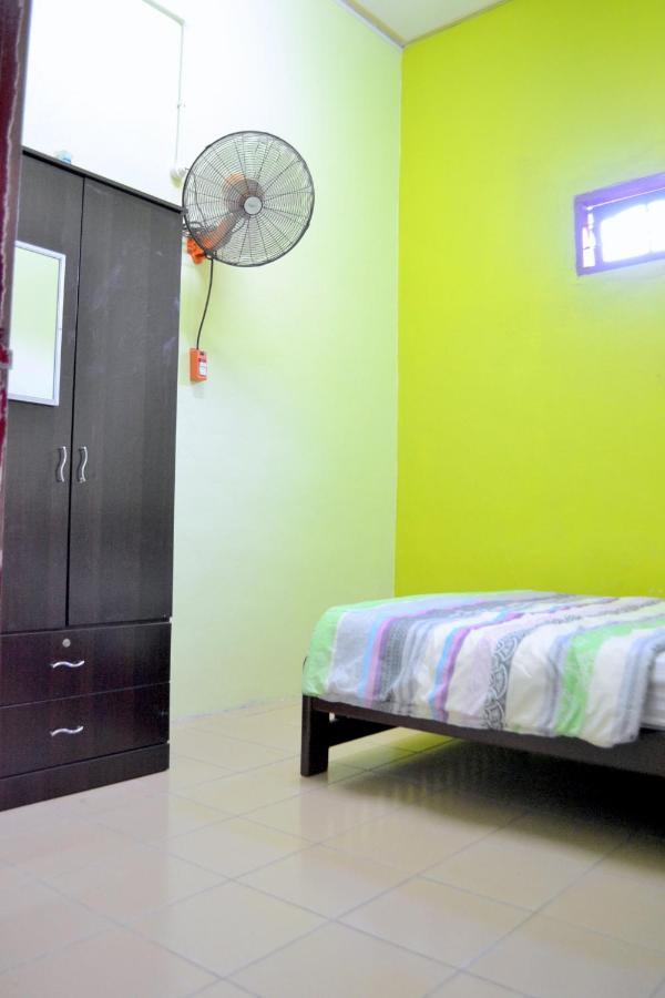 Homestay Jertih Besut Terengganu Exterior foto